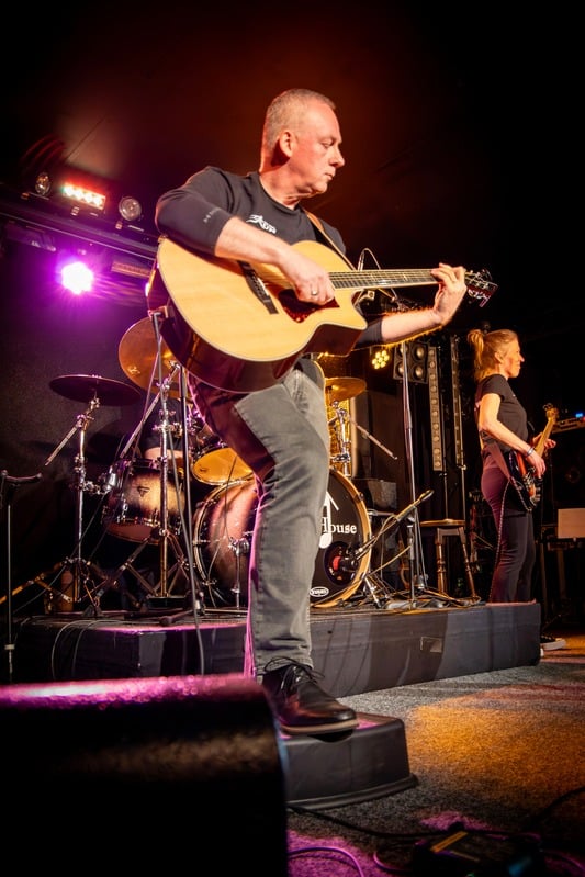 Coen - Akoestische gitaar